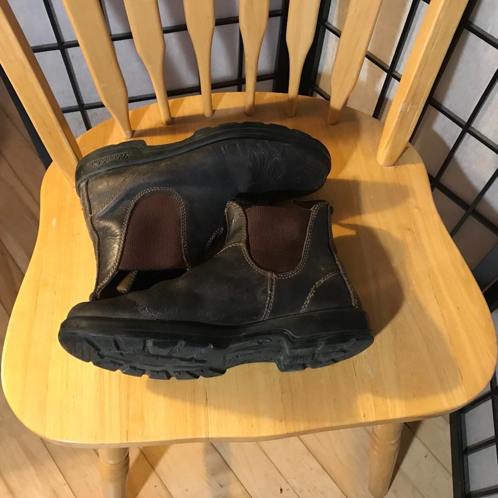 Brown Leather Blundstone Boots Women's Size 8.5